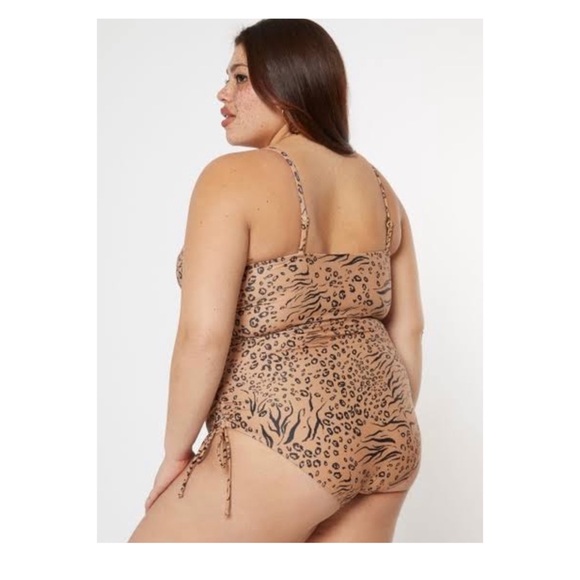 Rue 21 plus size Animal Print One Piece - Picture 2 of 2